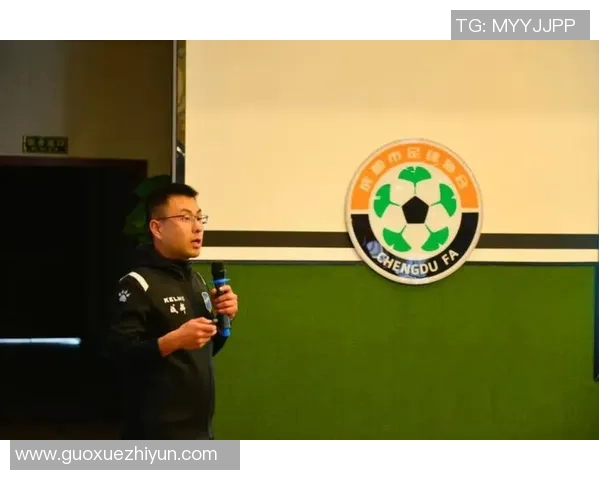 成都网球队在锦标赛中的默契配合与战术执行分析 成都网球队在锦标赛中的默契配合与战术执行分析